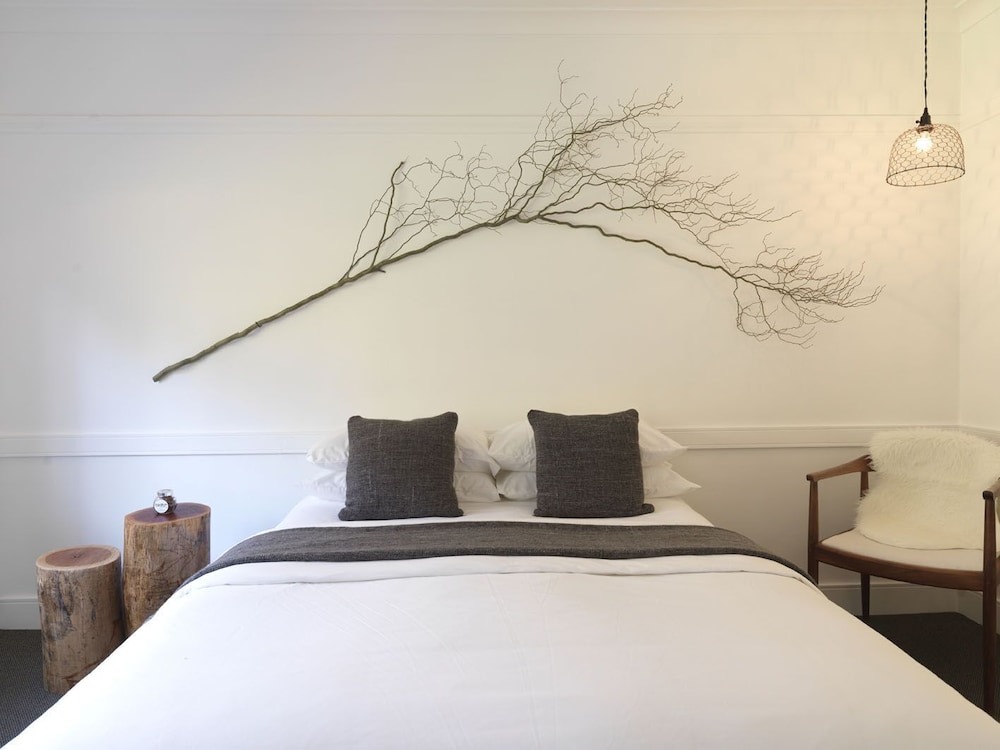 Biota Dining & Rooms