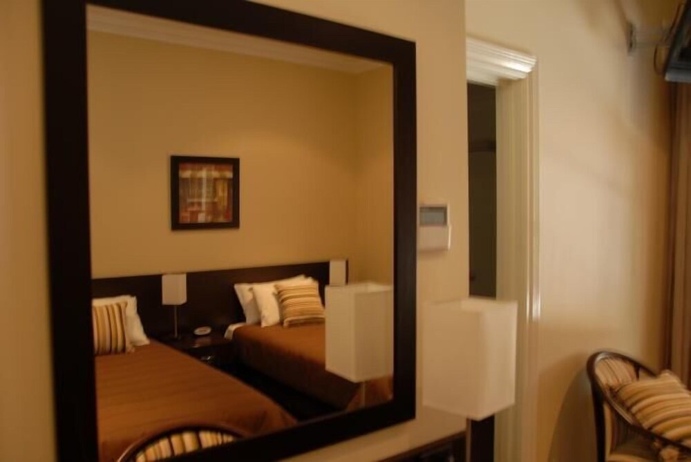 Captain Cook Hotel
