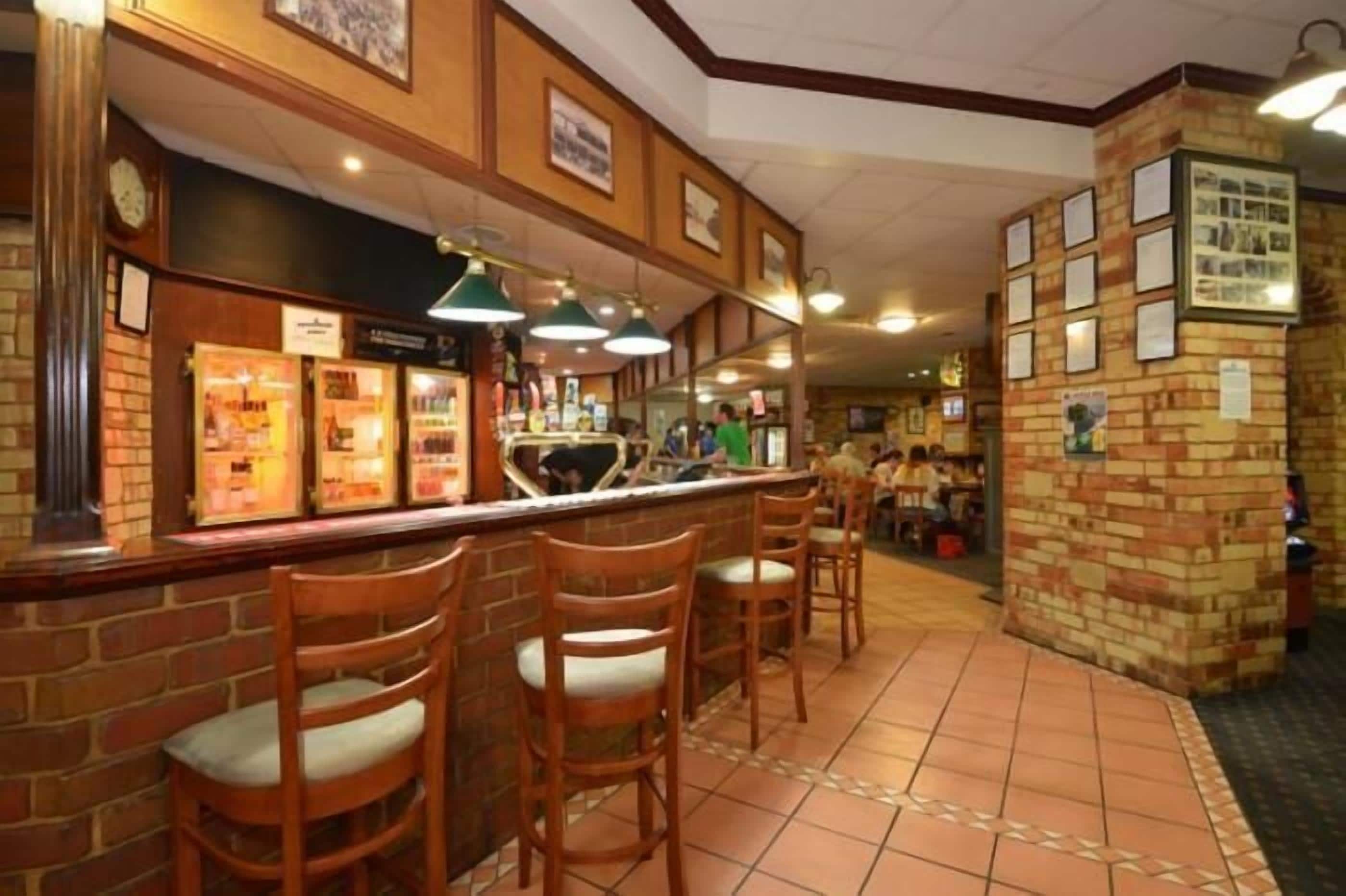 Albion Shamrock Hotel Motel