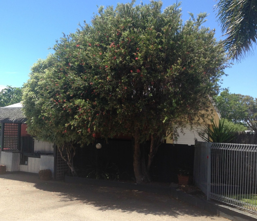 Cunningham Shore Motel