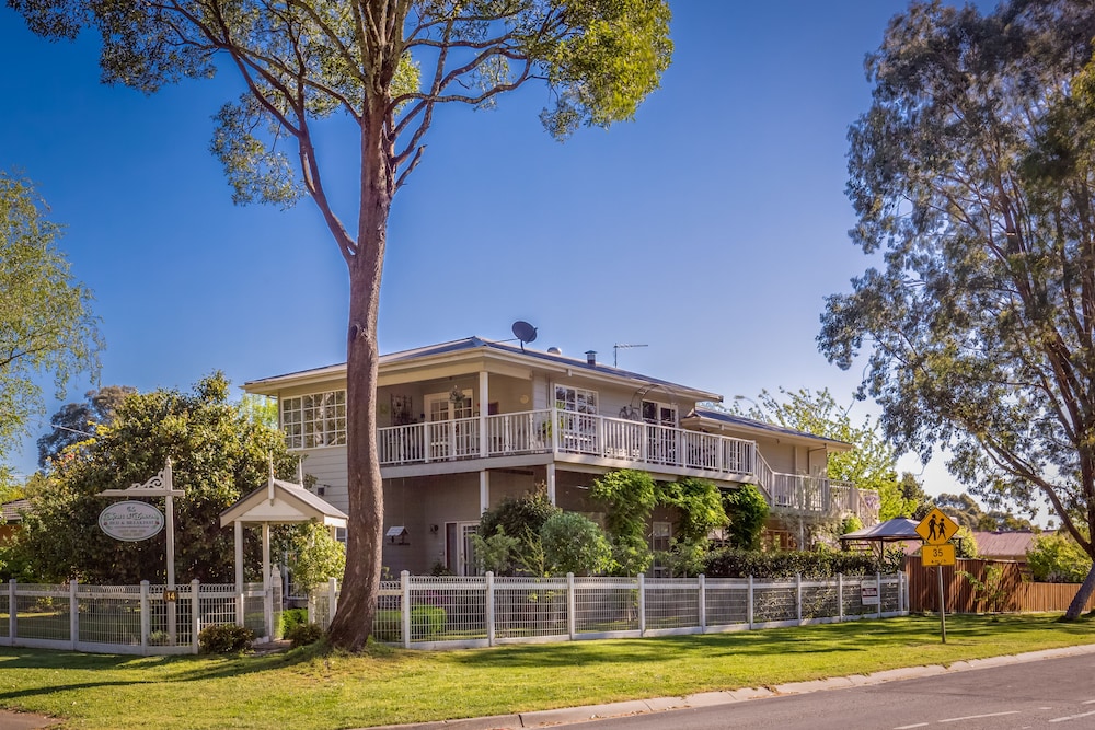 The Heart of Emerald Bed & Breakfast