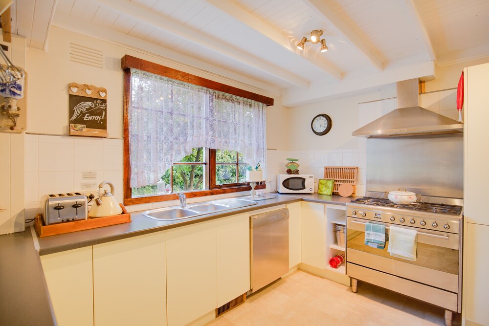 The Heart of Emerald Bed & Breakfast