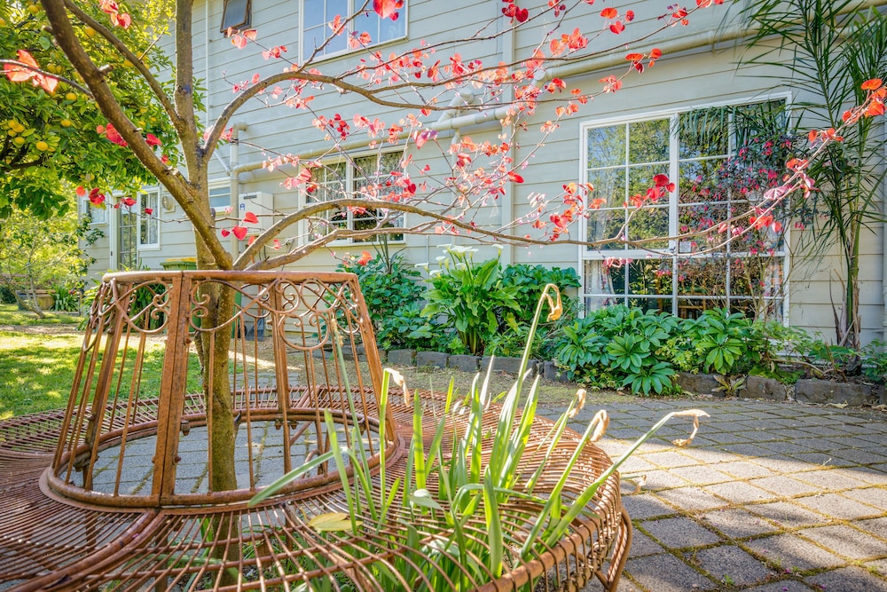 The Heart of Emerald Bed & Breakfast