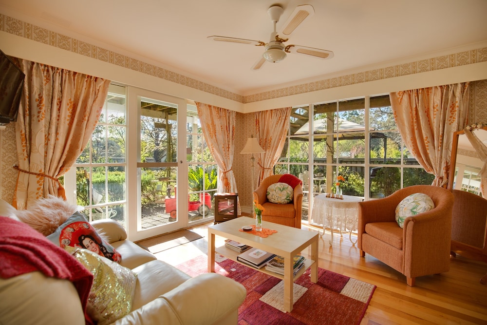 The Heart of Emerald Bed & Breakfast
