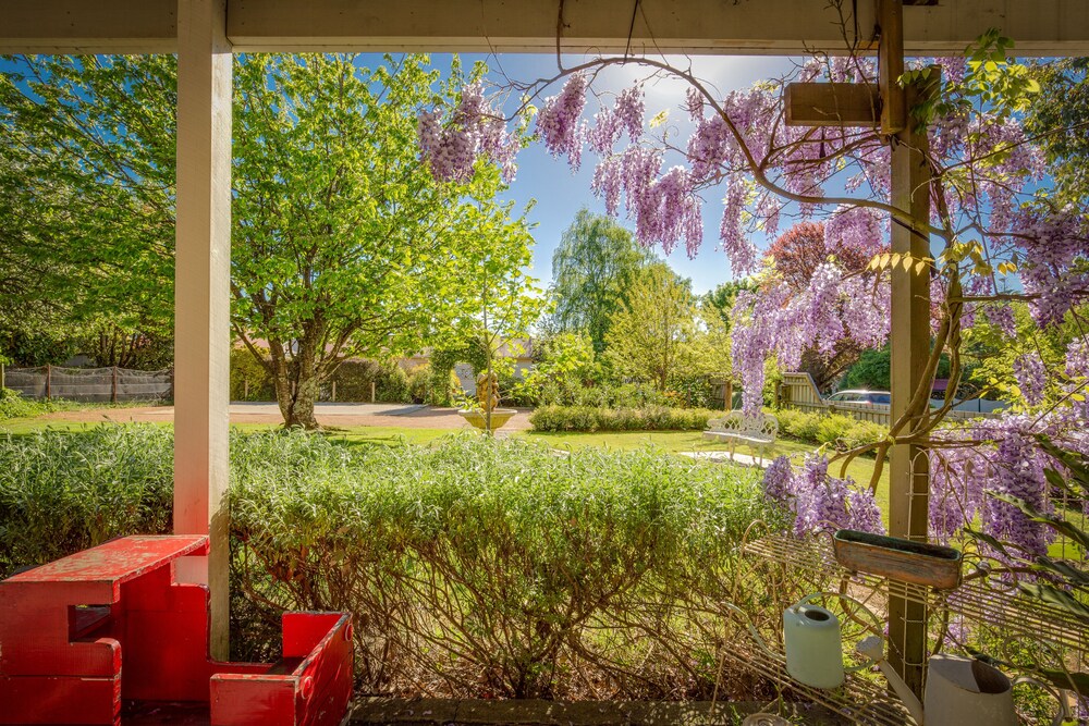 The Heart of Emerald Bed & Breakfast