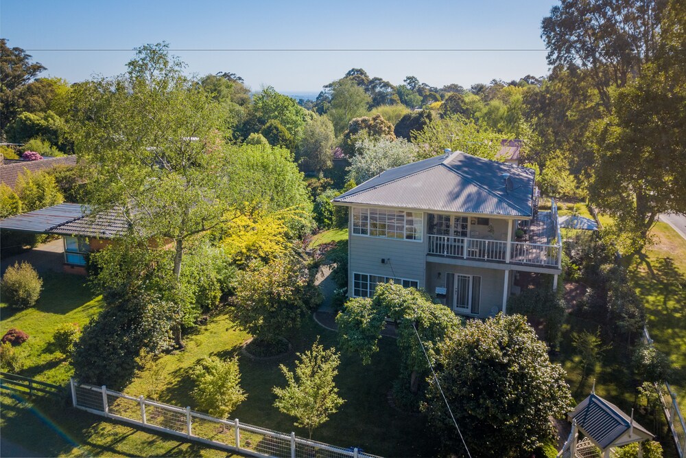 The Heart of Emerald Bed & Breakfast