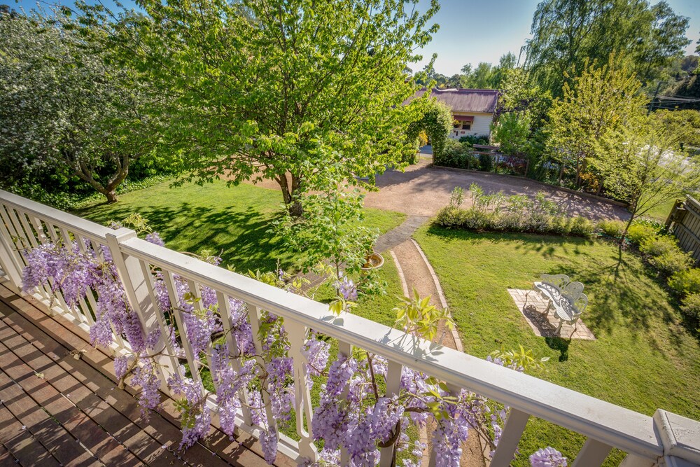 The Heart of Emerald Bed & Breakfast