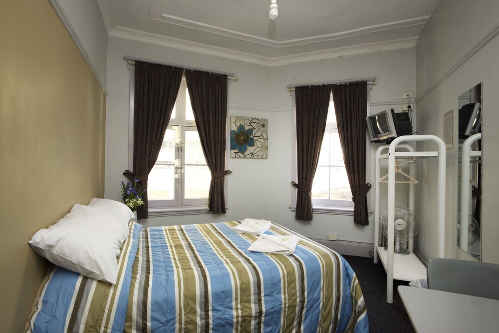 The George Street Hotel - Hostel