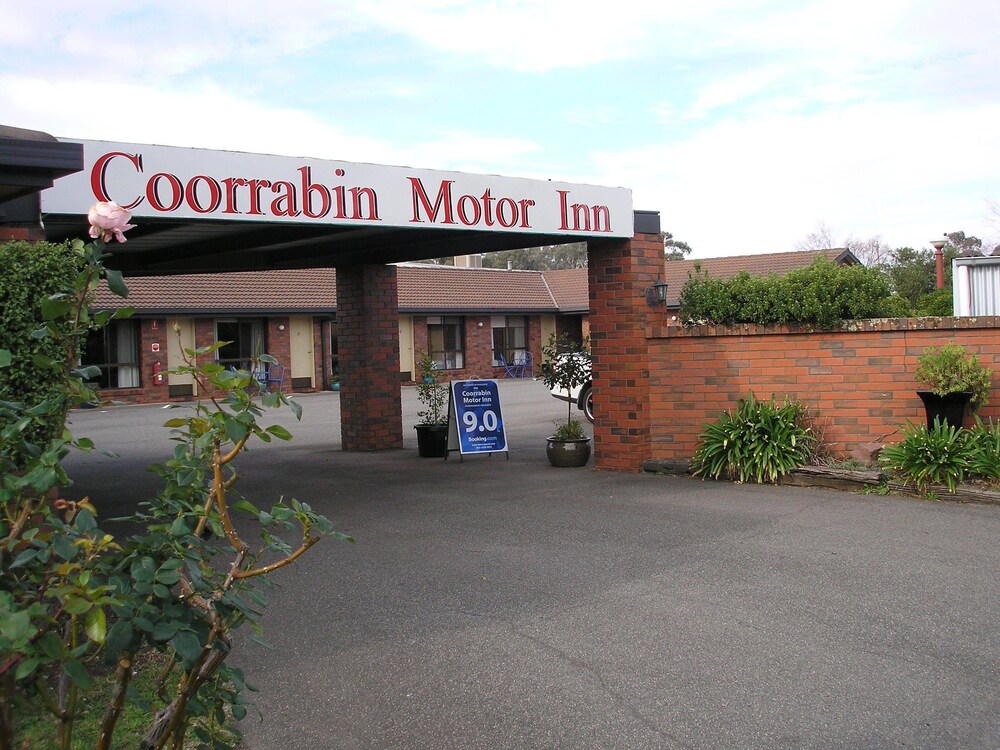 Coorrabin Motor Inn