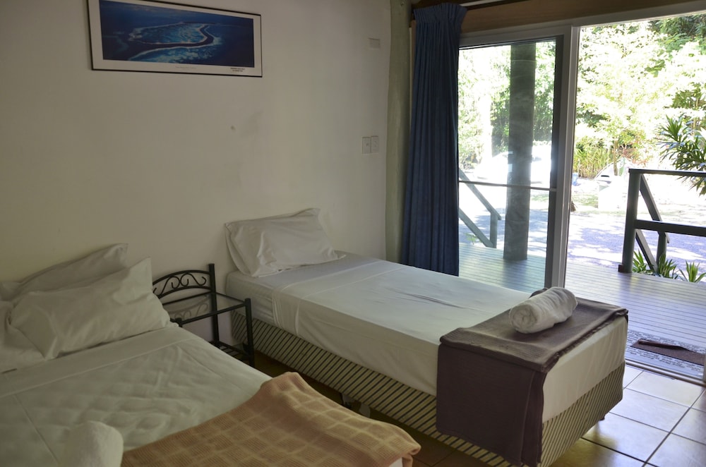 PKs Jungle Village - Hostel