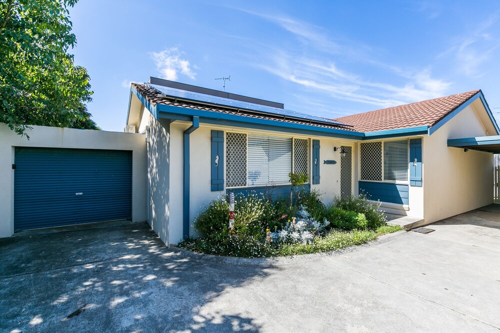 Beachfront Cottages Torquay