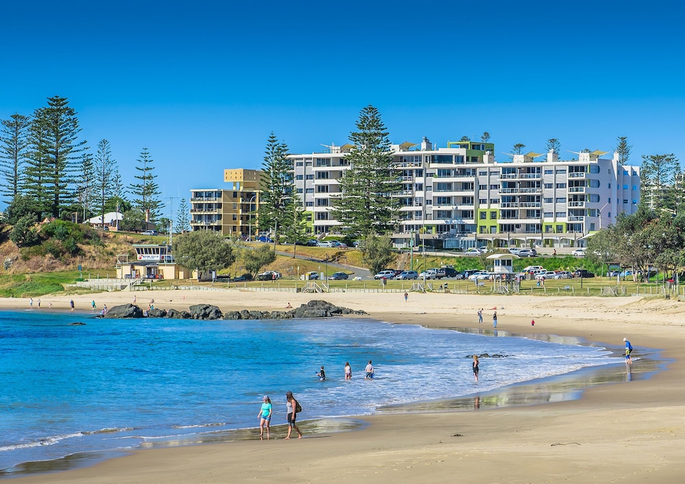 Sandcastle Apartments