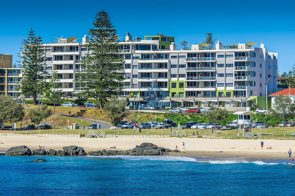 Sandcastle Apartments