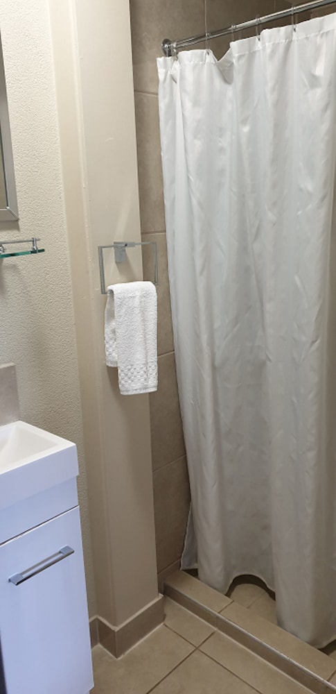 Seabrook Hotel