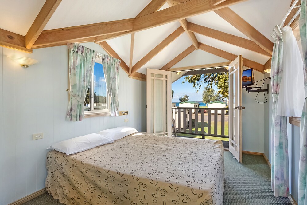 BIG4 Eden Beachfront Holiday Park