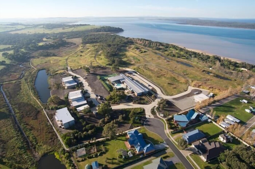 Broadbeach Inverloch Resort