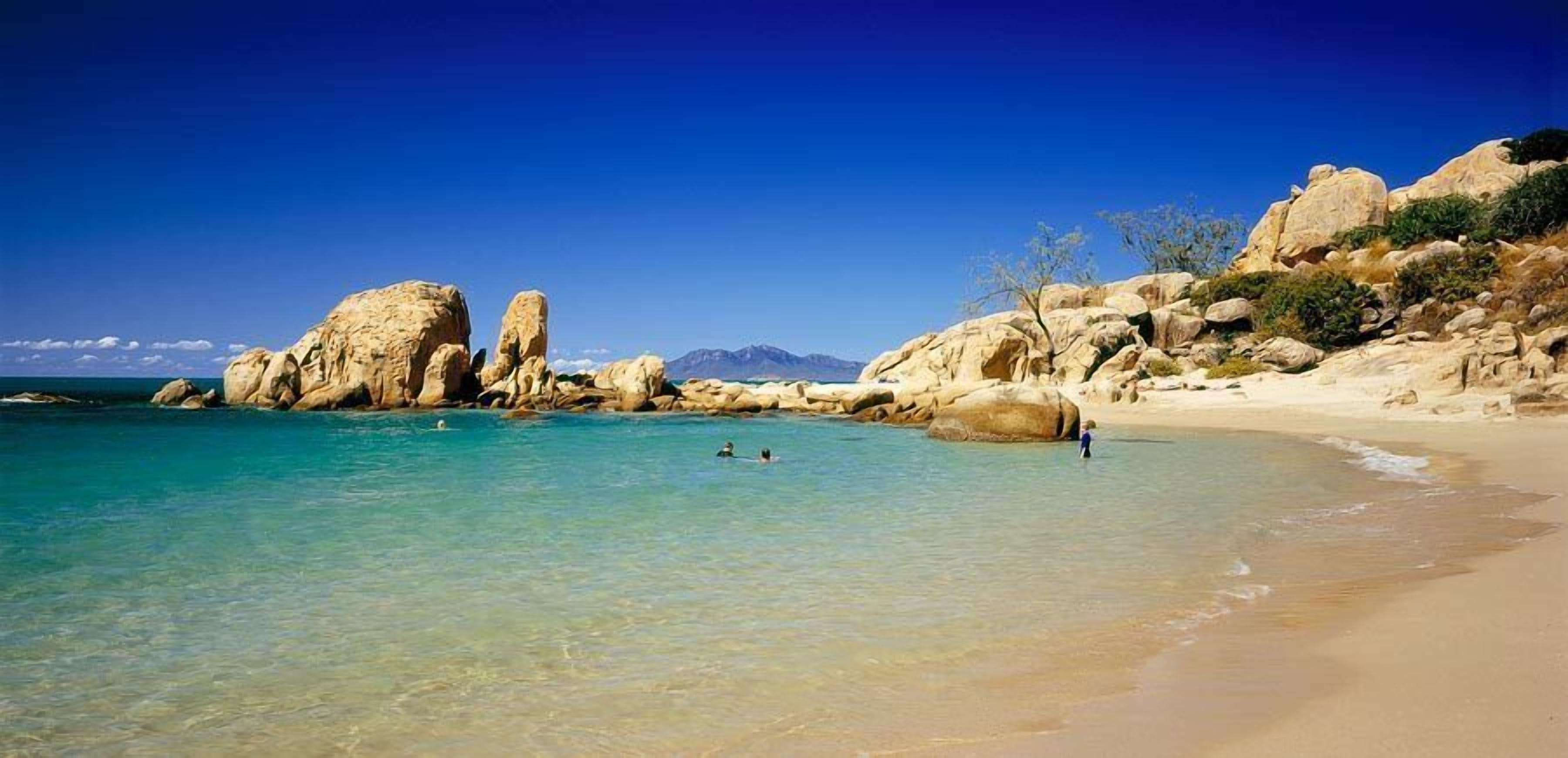 Horseshoe Bay Resort