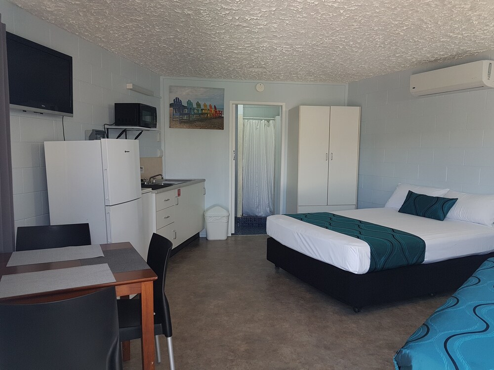 Horseshoe Bay Resort in Bowen Best Rates & Deals on Orbitz