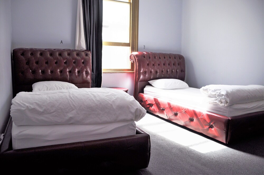 The Backpackers Imperial Hotel - Hostel
