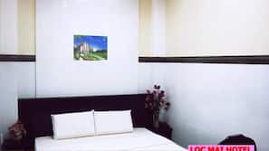 Minibar, desk, free WiFi