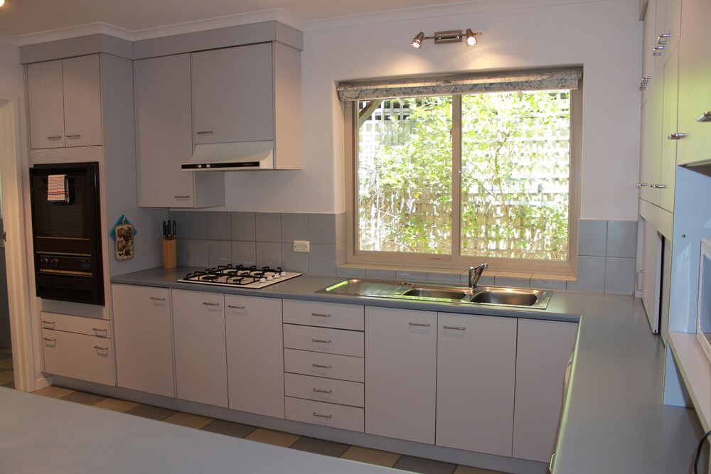 Adelaide Serviced Accommodation