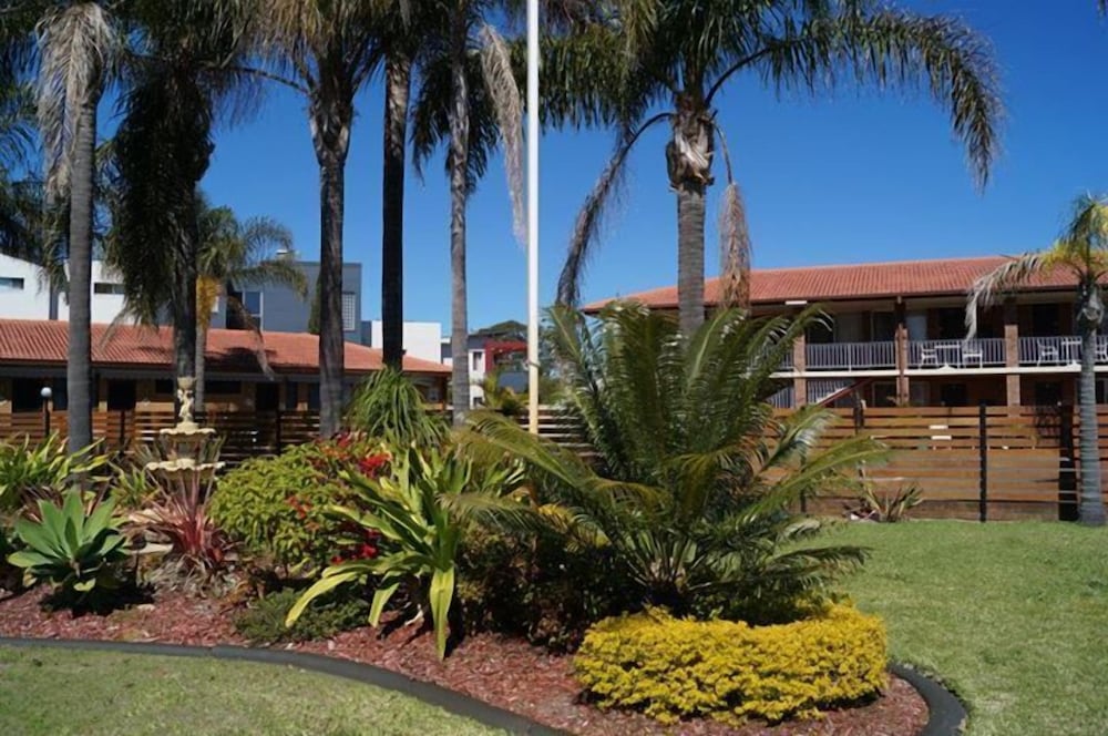 Tuncurry Motor Lodge