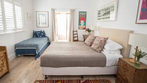 Premium bedding, in-room safe, individually decorated