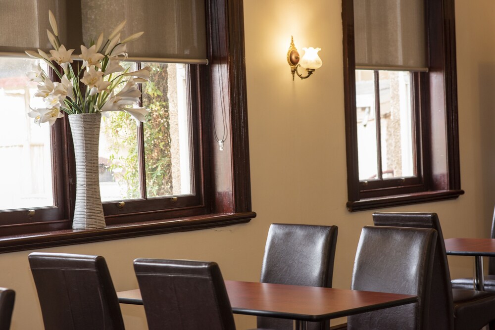 Historic Hydro Motor Inn in Leeton Best Rates & Deals on Orbitz Historic Hydro Motor Inn in Leeton Best Rates & Deals on Orbitz