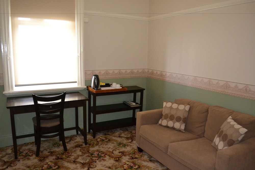 Historic Hydro Motor Inn in Leeton Best Rates & Deals on Orbitz Historic Hydro Motor Inn in Leeton Best Rates & Deals on Orbitz