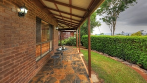 3 Bedroom Holiday Home | Terrace/patio