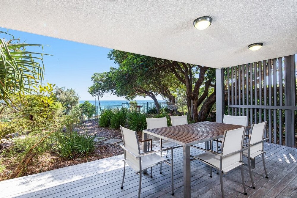 Wotif Stradbroke Island Beach Hotel Wotif Stradbroke Island Beach Hotel