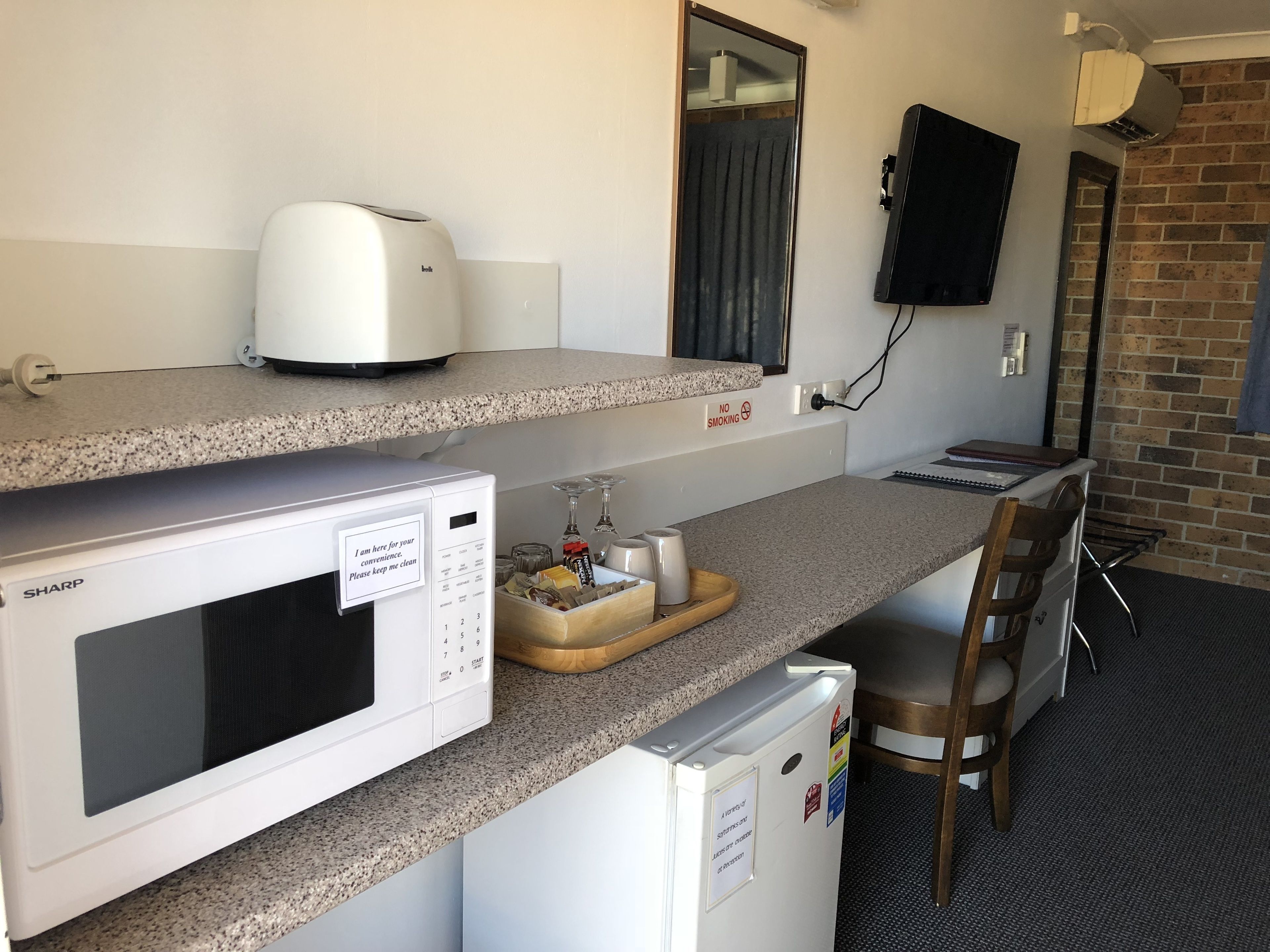 Golden Grain Motor Inn