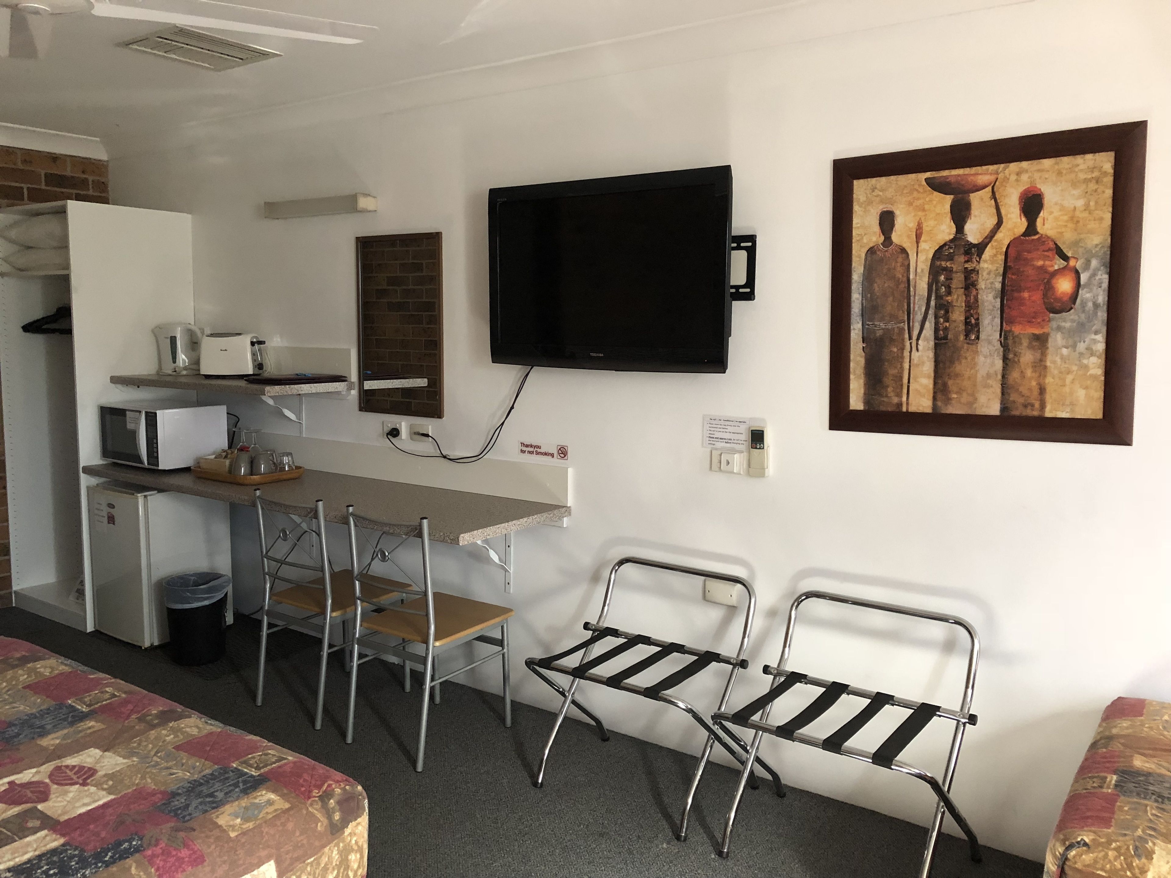 Golden Grain Motor Inn