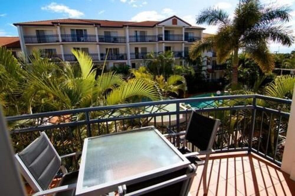 Blue Water Bay Luxury Villas Deals & Reviews (Gold Coast, AUS) Wotif