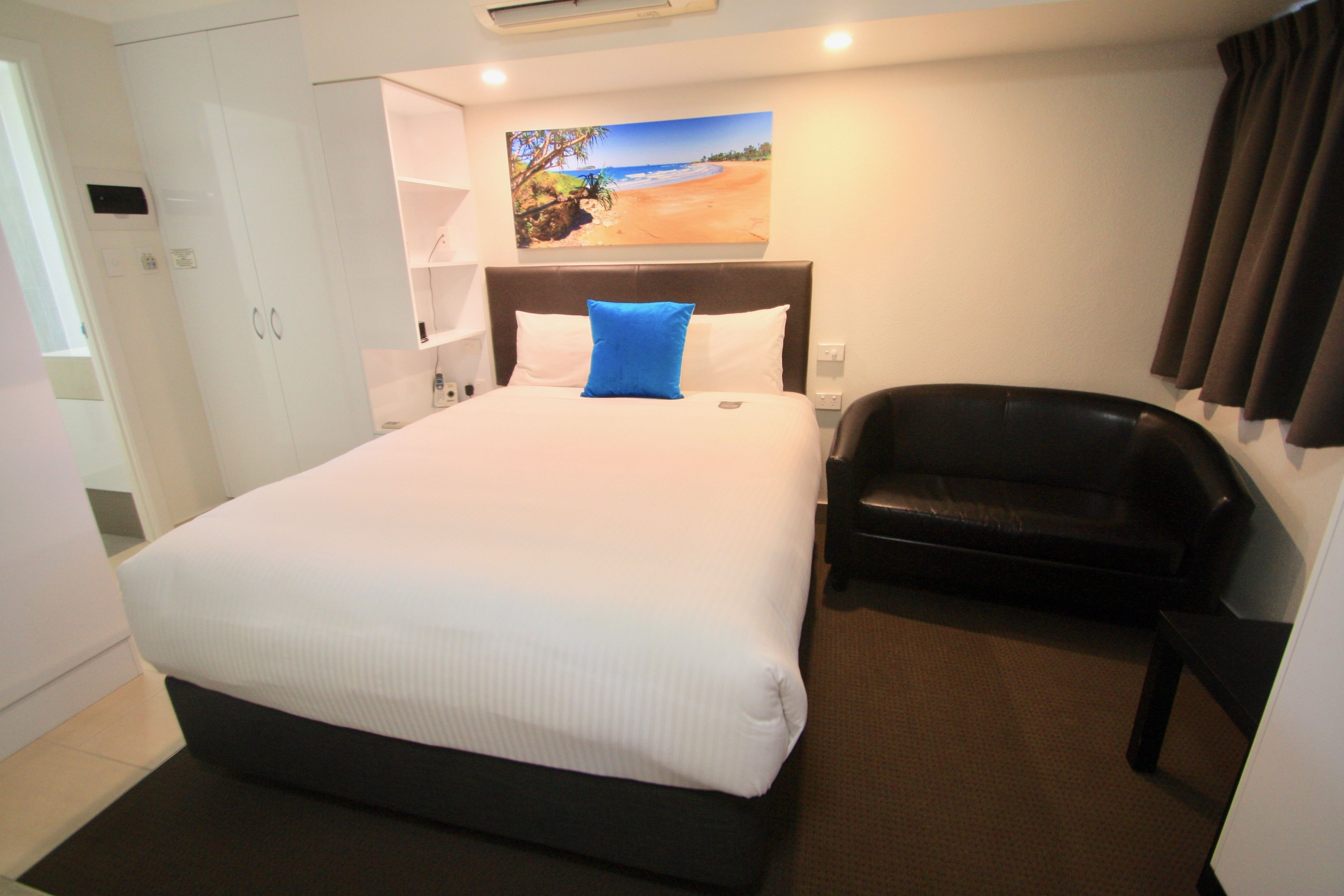 Endeavour Inn - Emu Park