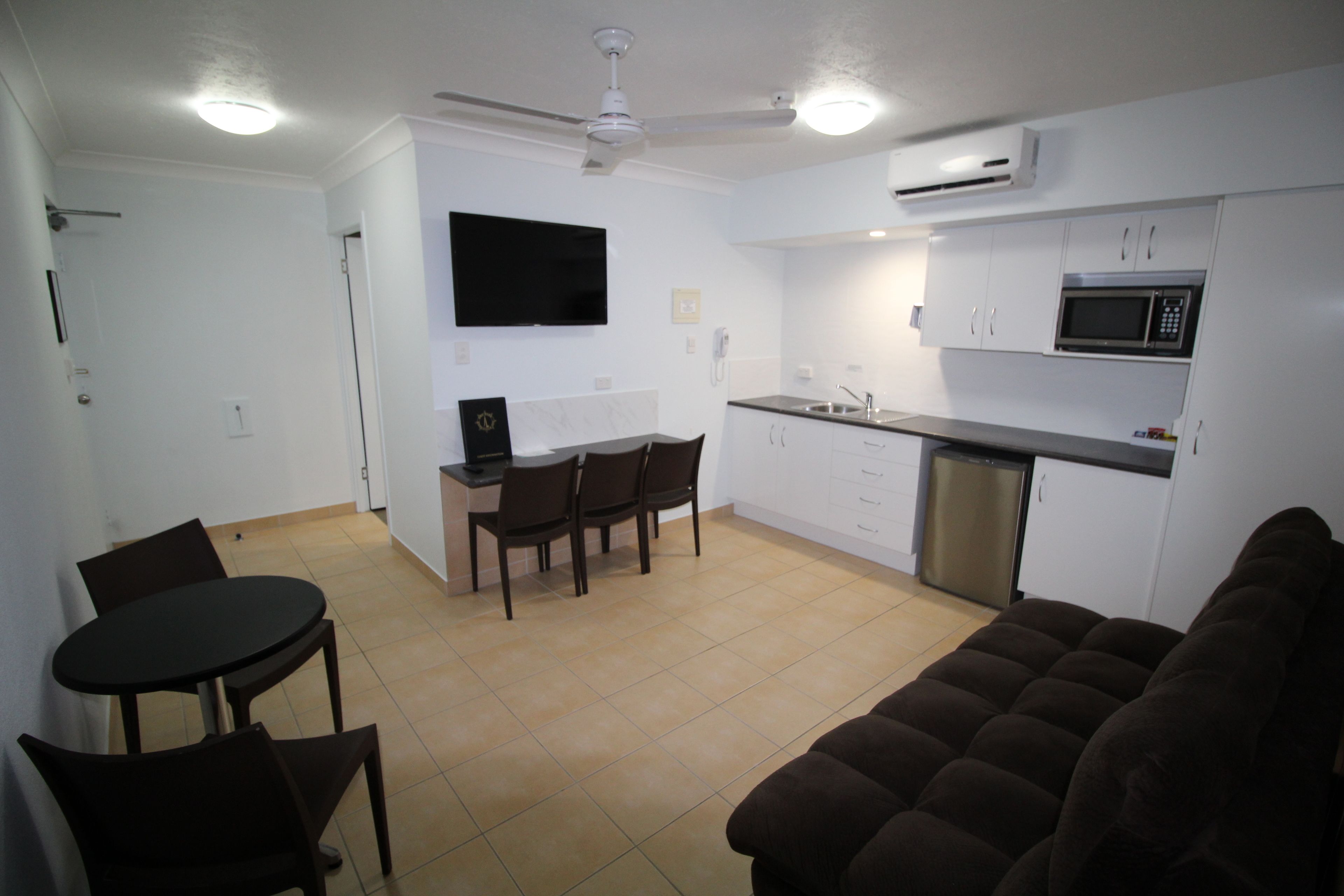 Endeavour Inn - Emu Park