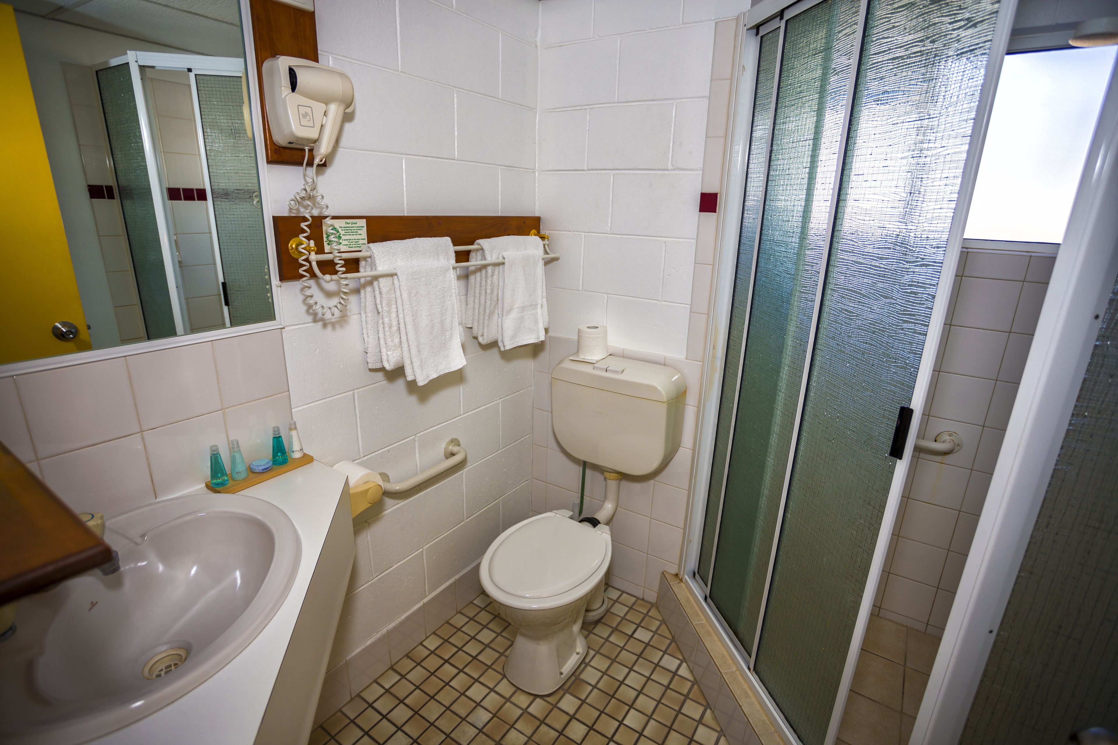 Endeavour Inn - Emu Park