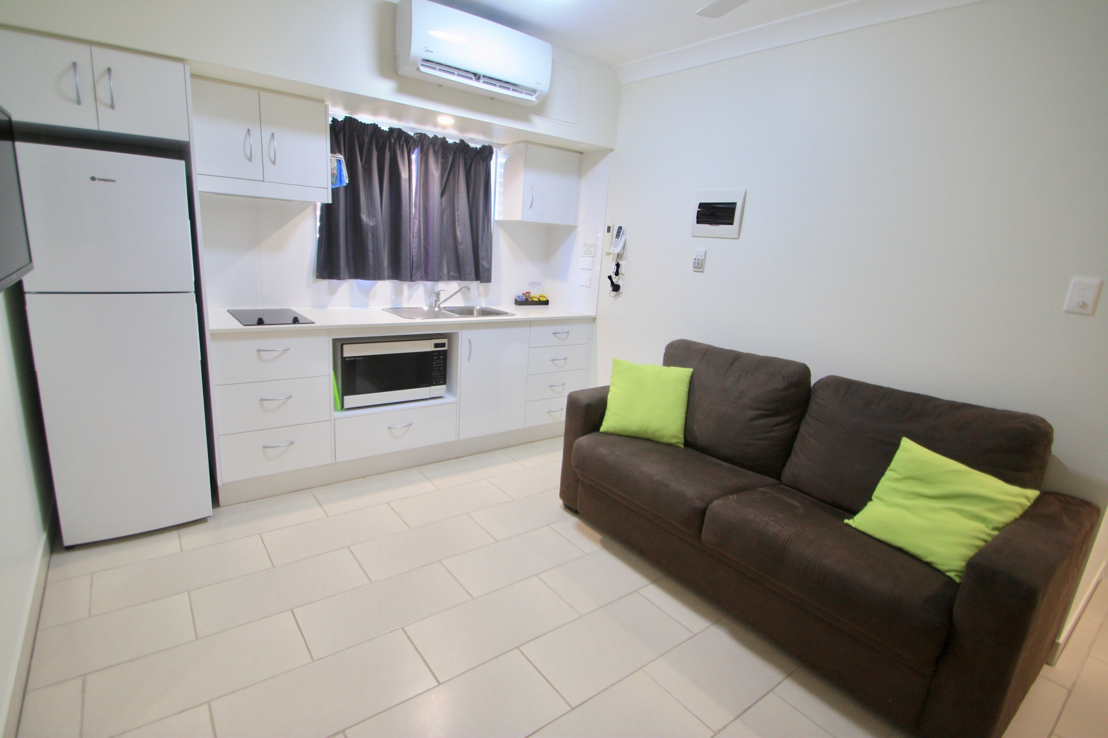 Endeavour Inn - Emu Park