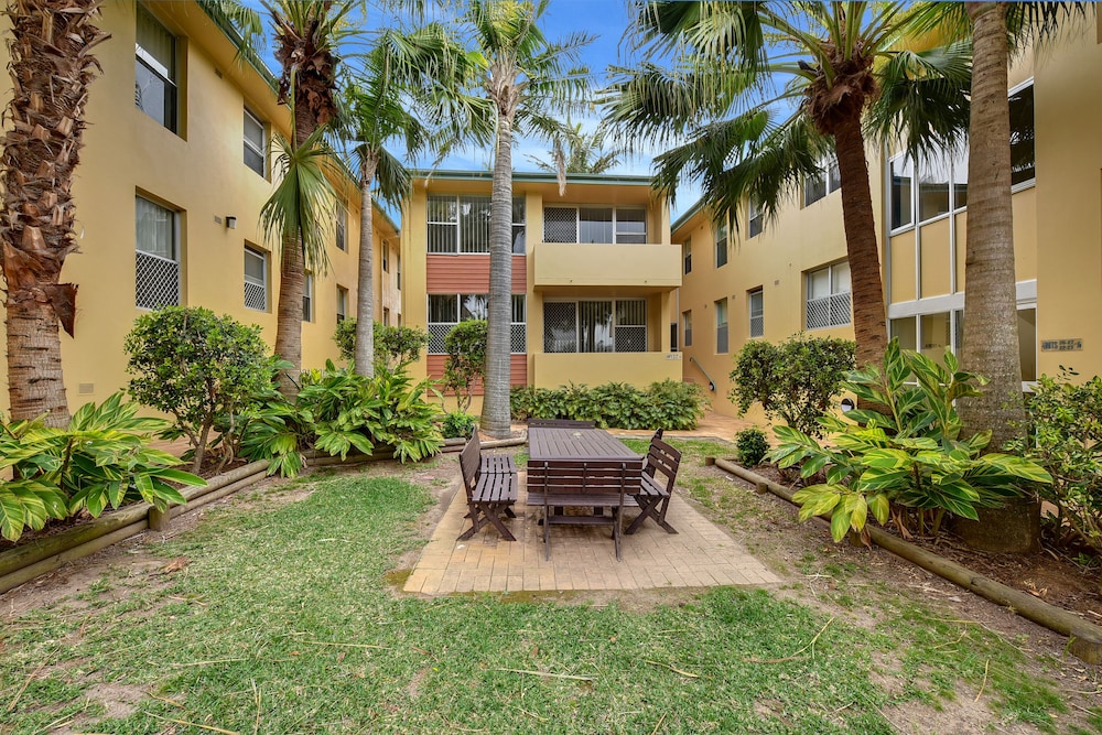 Oxley Cove Apartments