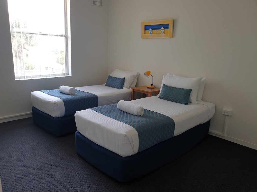 Oxley Cove Apartments