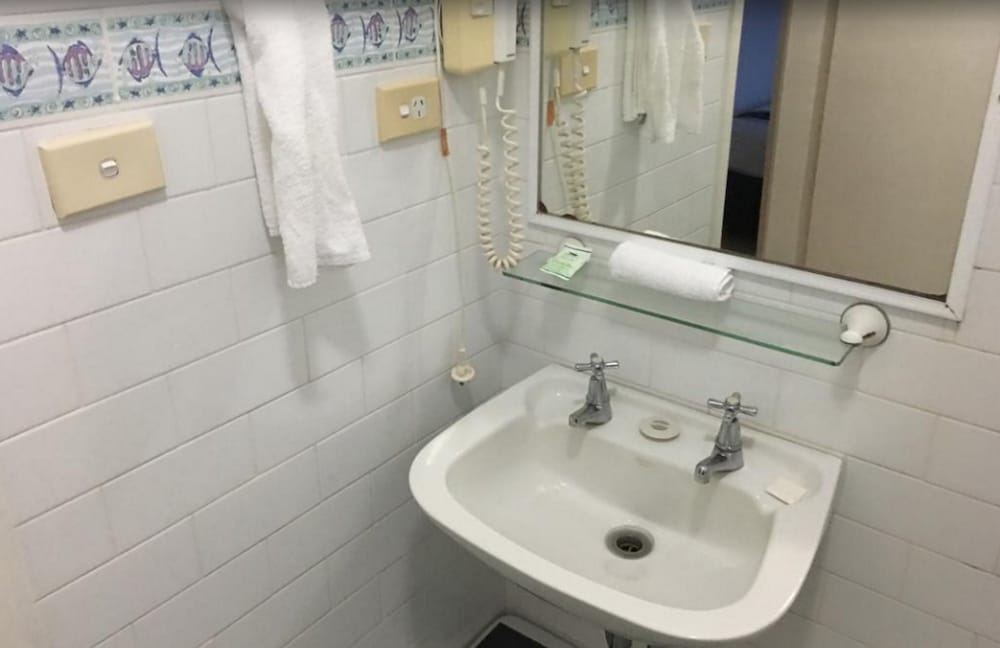 Oxley Cove Apartments