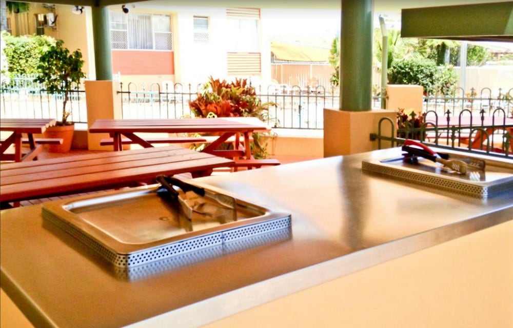 Oxley Cove Apartments