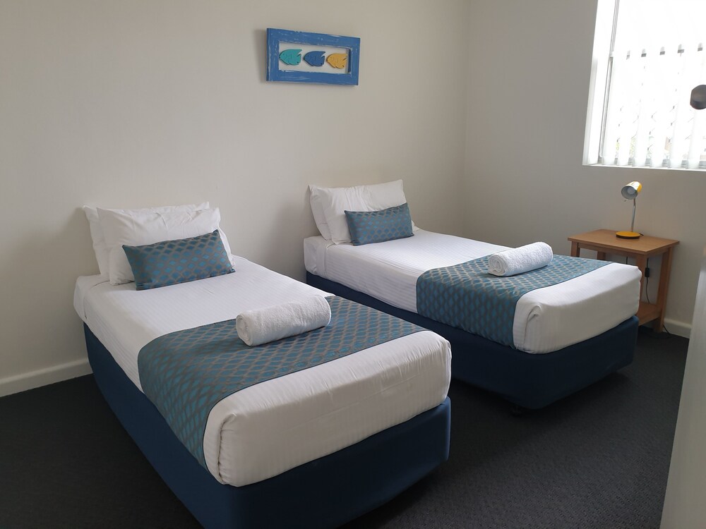 Oxley Cove Apartments