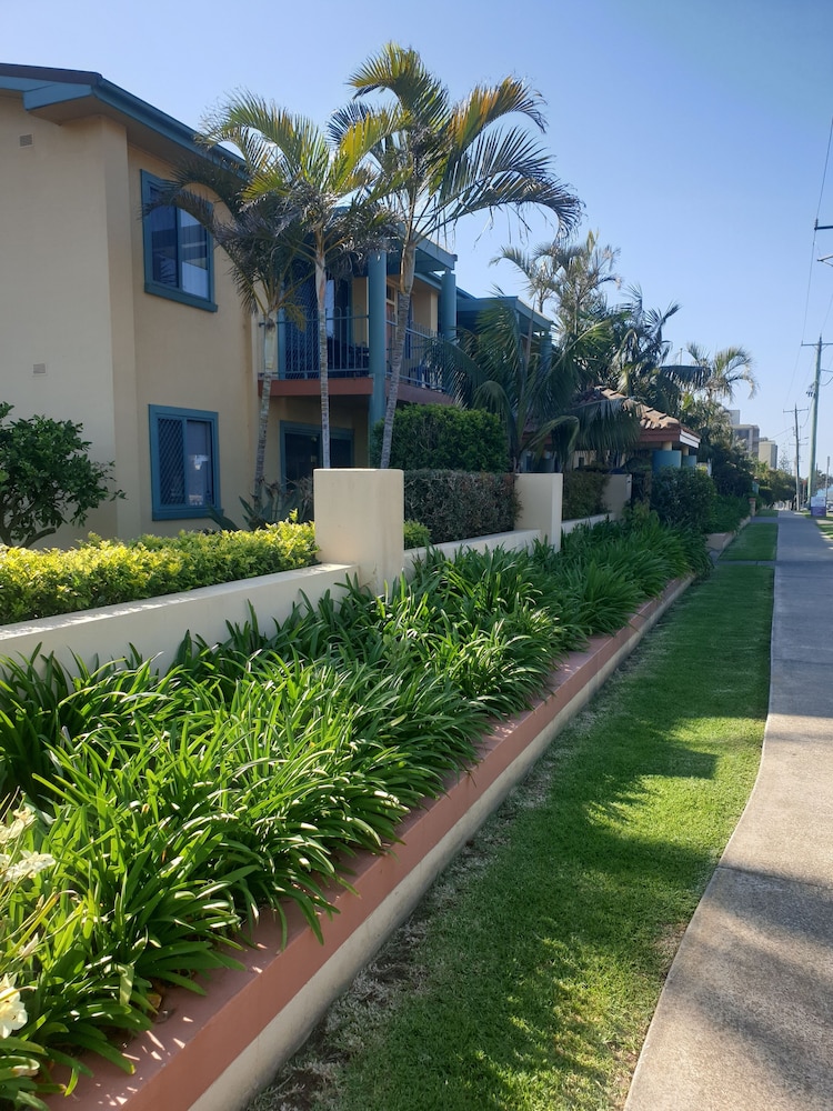 Oxley Cove Apartments