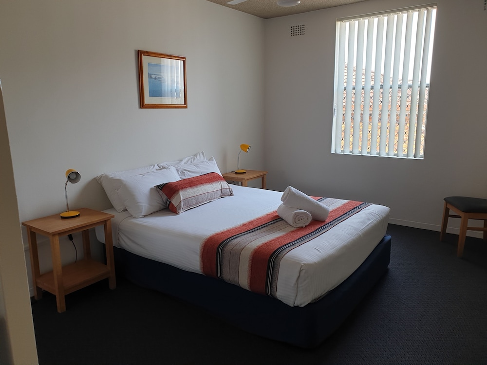 Oxley Cove Apartments