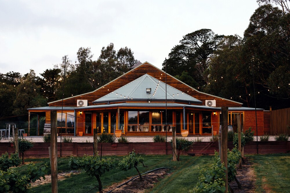 Glen Erin At Lancefield - Vineyard Retreat