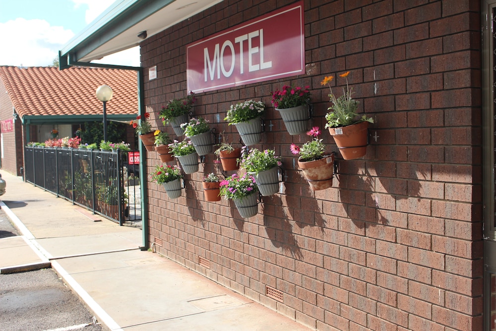 Pavlos Motel