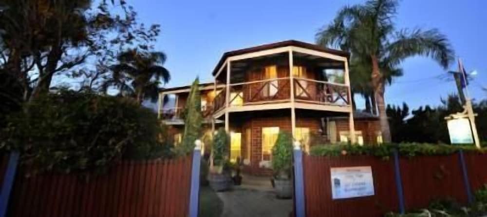 Anchorage Guest House
