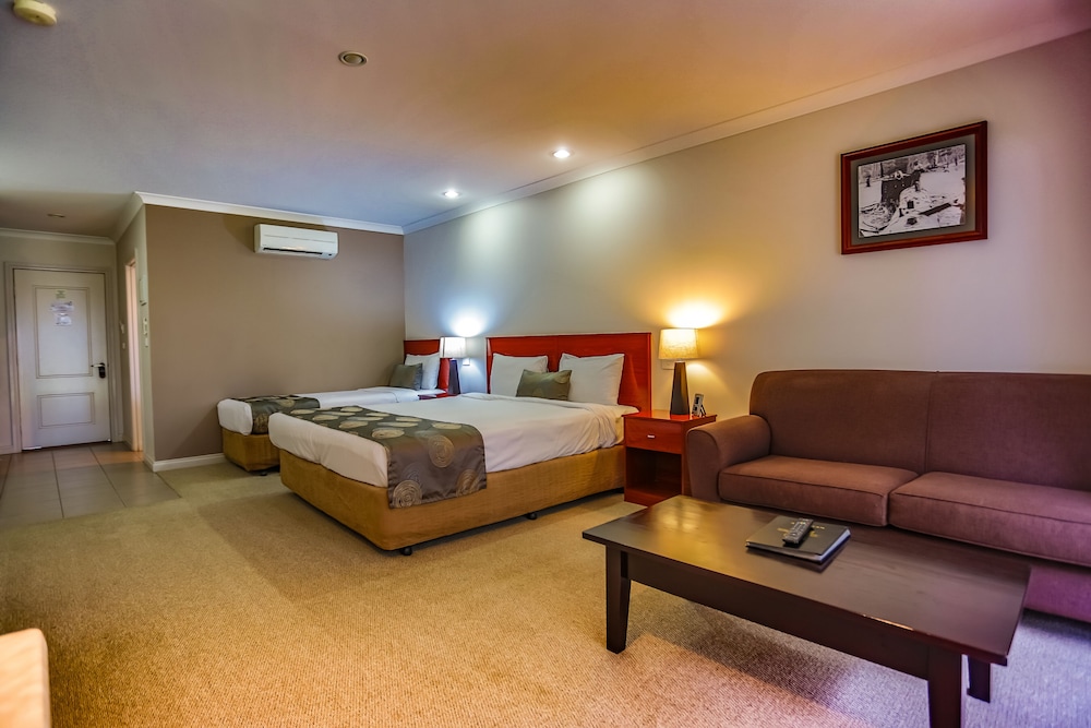 Murray Waters Motor Inn & Apartments