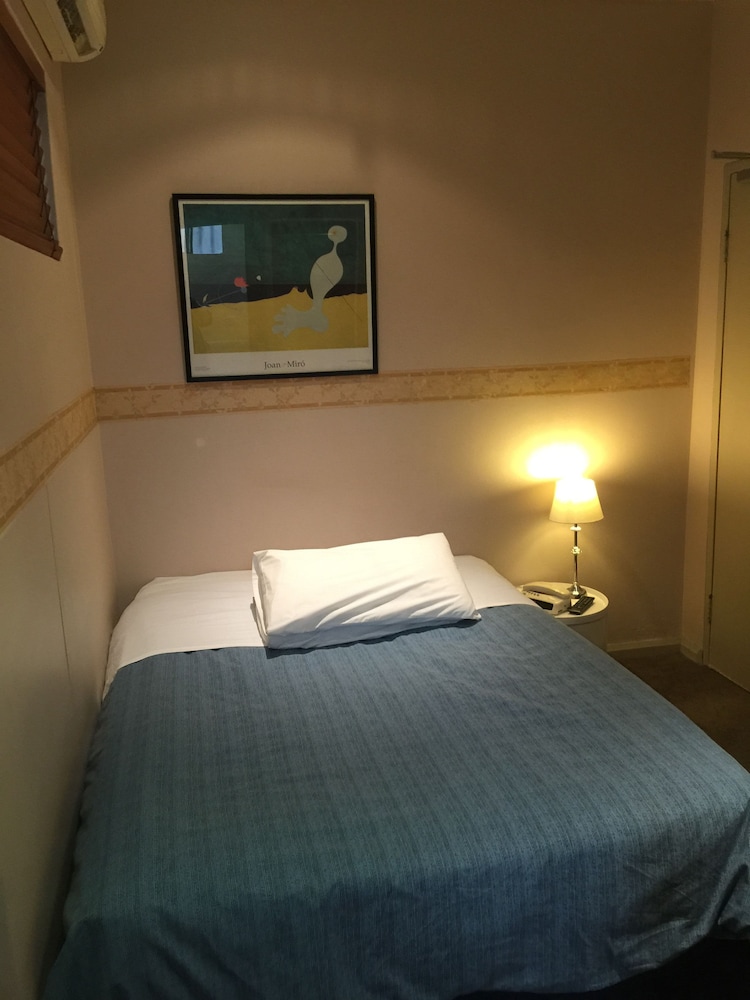 Hotel 59